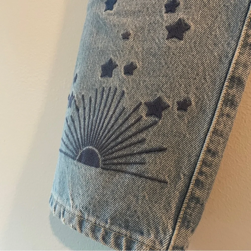 Levi's 501 limited edition. Sz 24 - Picture 9 of 11